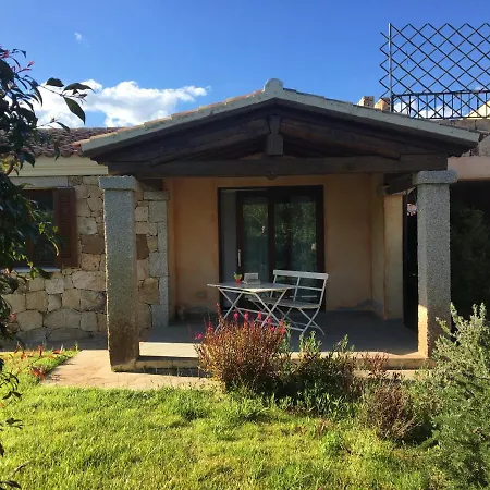Roccia Holiday home Tanaunella