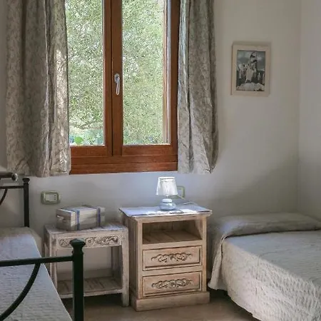 Roccia Holiday home Tanaunella